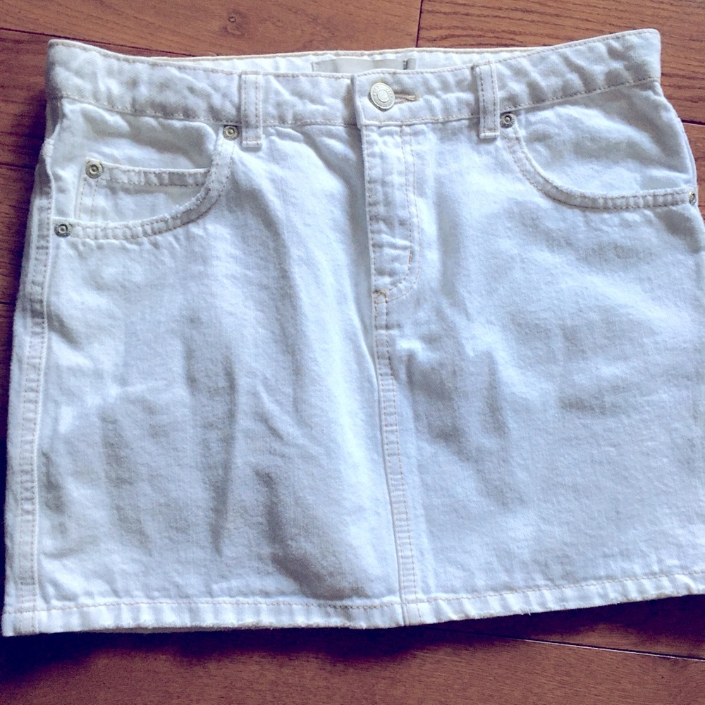 old navy junior skirt great for summer good condition